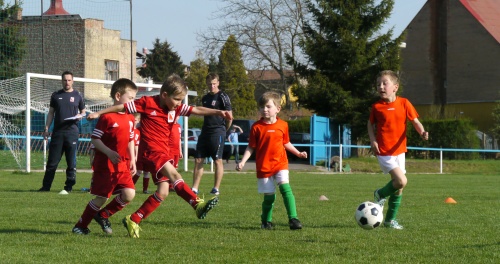 minipřípravka FKJ - Sokol Zábrodí, 19.4.2018, foto: Václav Mlejnek